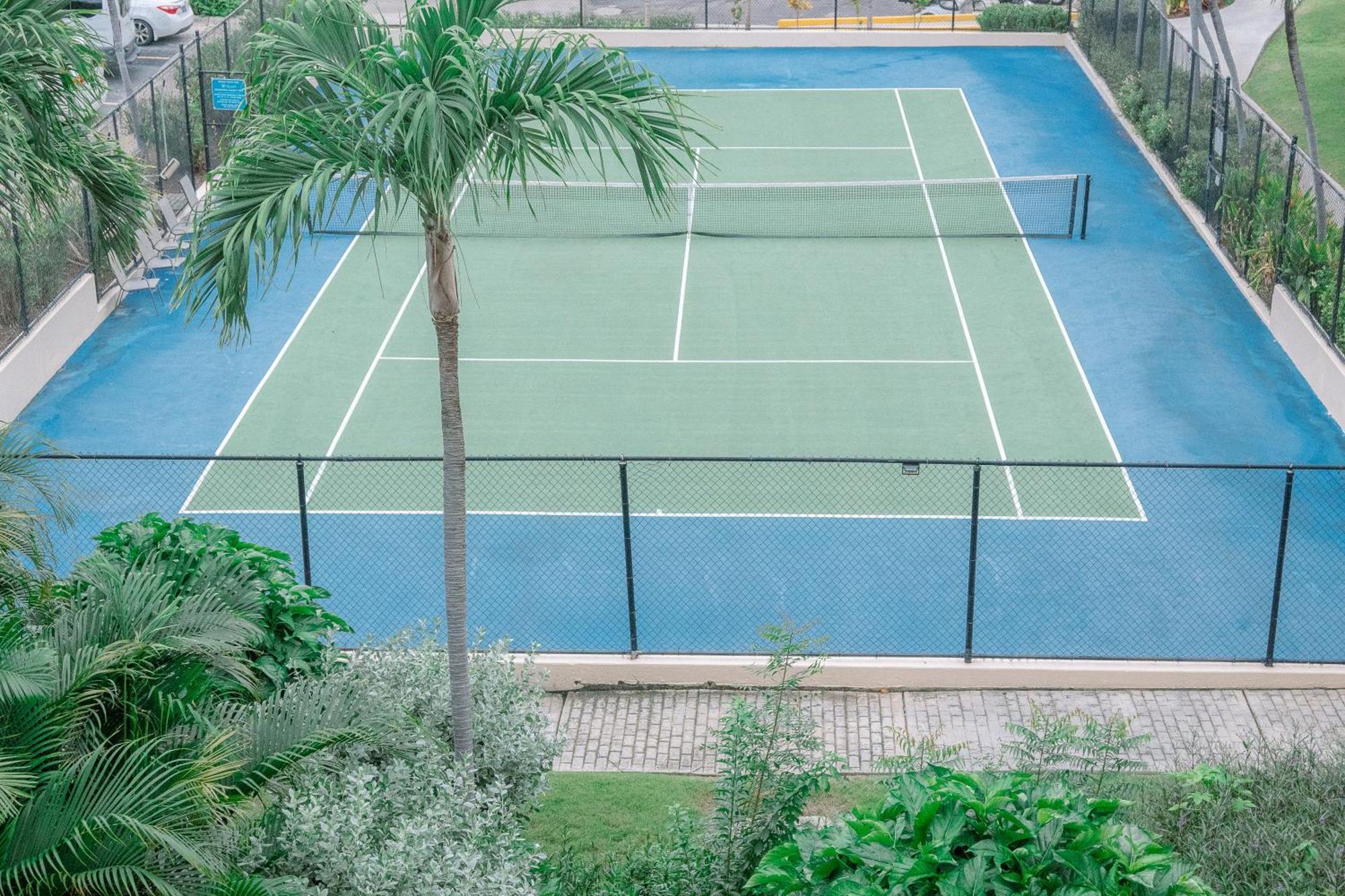 Entire 2Nd Floor 2 Bedroom Elysian - Tennis & Tides East End  Zewnętrze zdjęcie